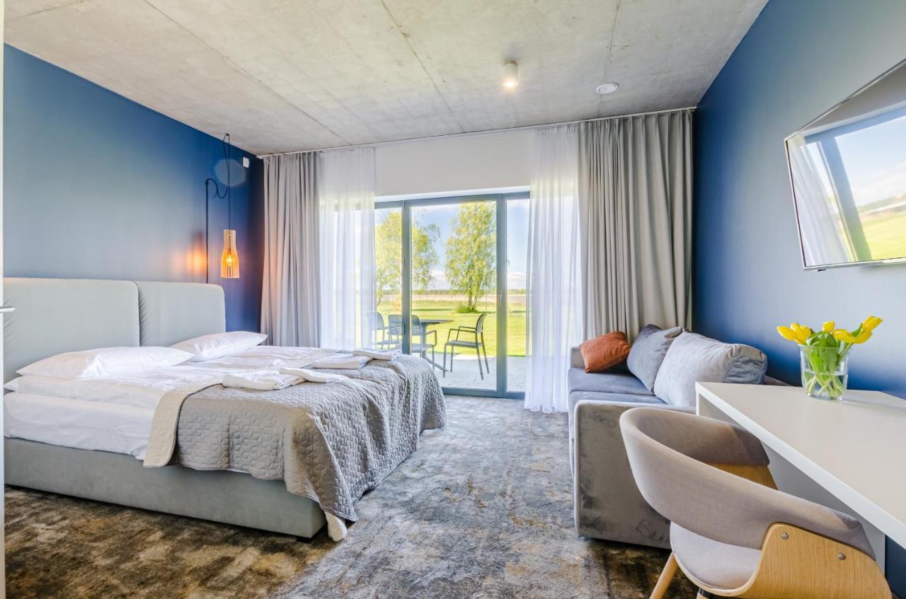 Kite Marina Sarbsk Hotell Eksteriør bilde