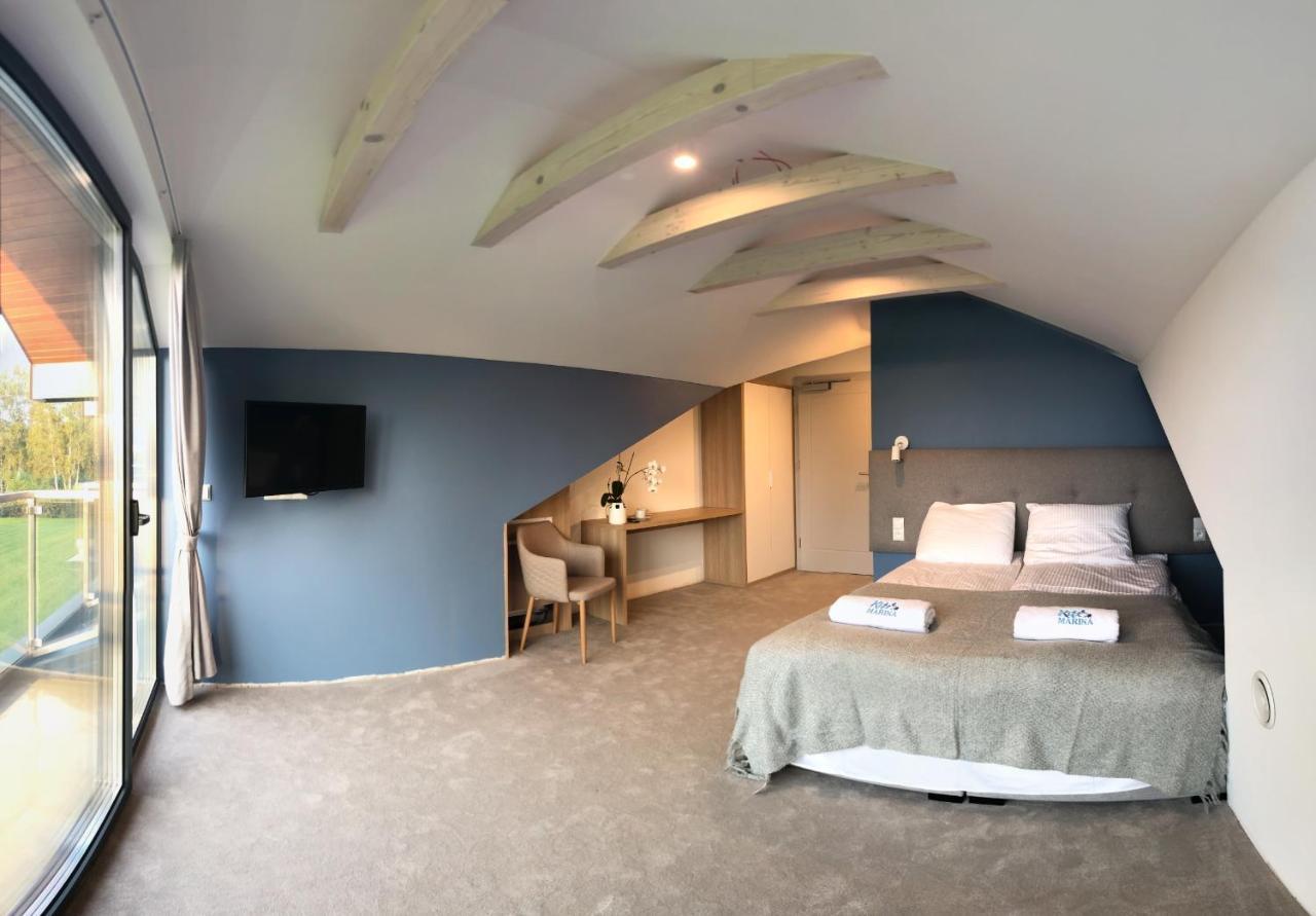Kite Marina Sarbsk Hotell Eksteriør bilde
